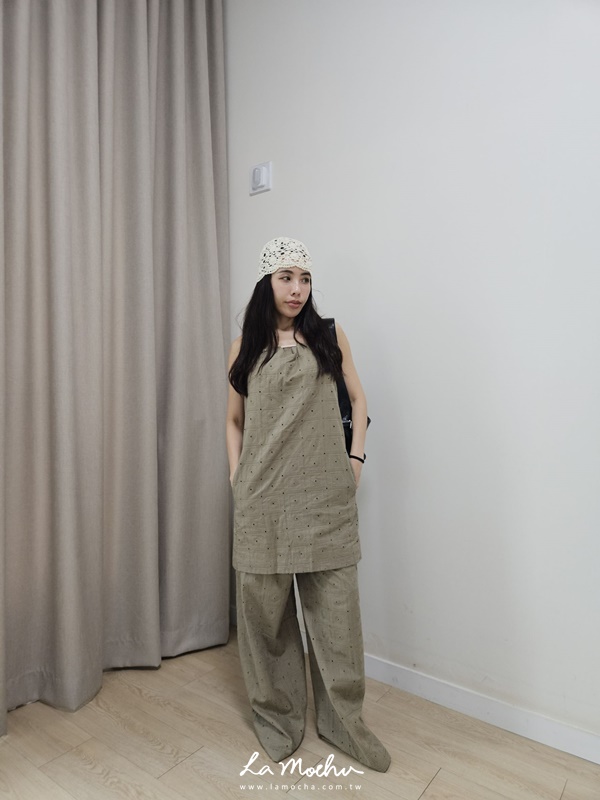 麻繩肩帶方格蕾絲上衣